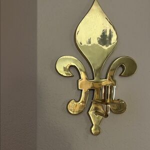 Vintage Gold Fleur-de-Lis Wall Sconce French Lilly Motive Hollywood Regency